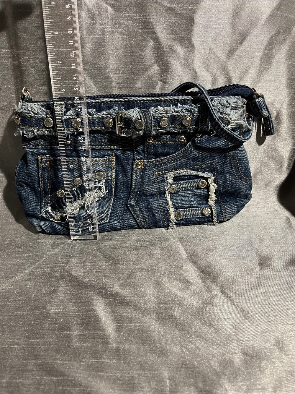 🚨Denim Rhinestone Purse🚨 - Picture 11 of 12